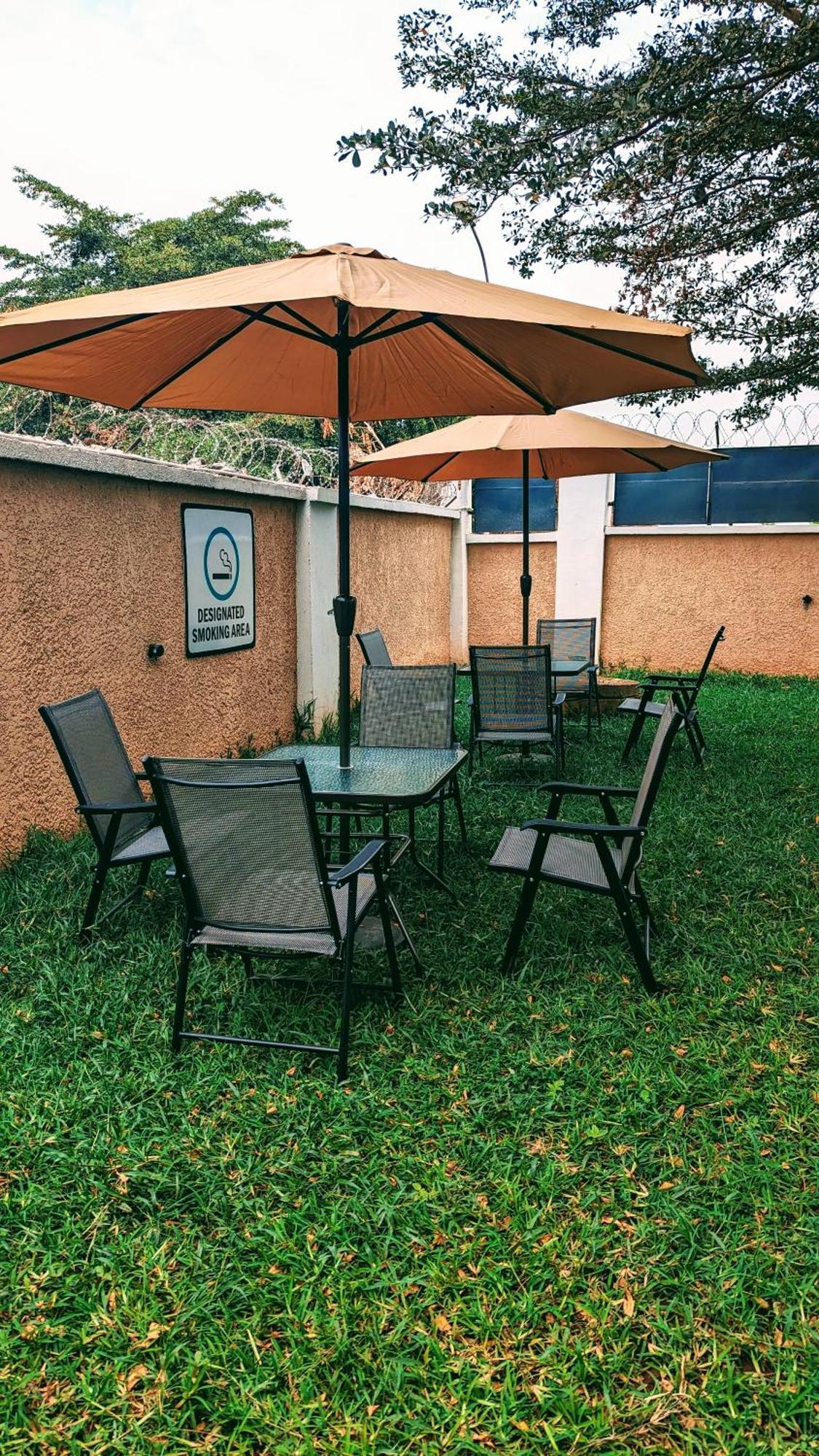 Cedarwood Apartments Abuja Exterior photo
